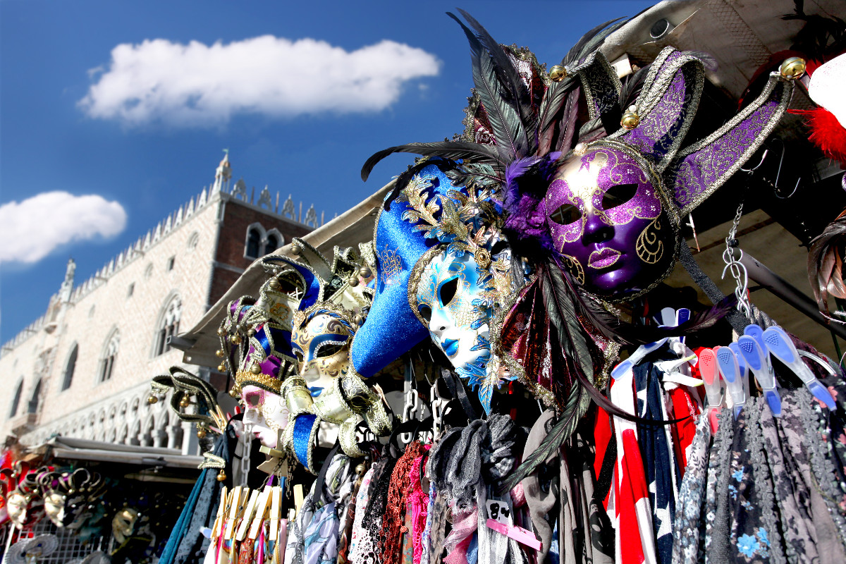 Buy a mask in Venice.