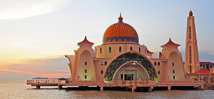 Malay (Bahasa Melayu) language, Melaka Straits Mosque