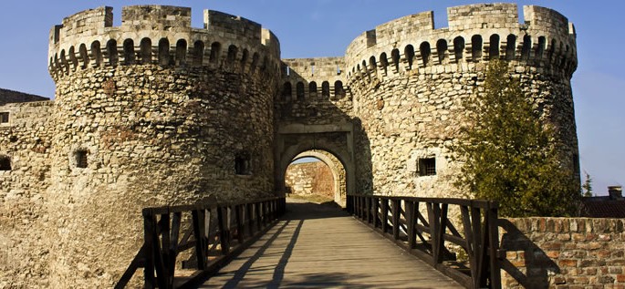 Serbian language, Belgrade Fort