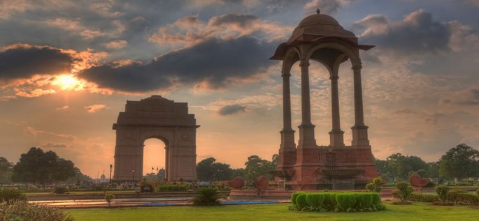 Urdu language, India Gate