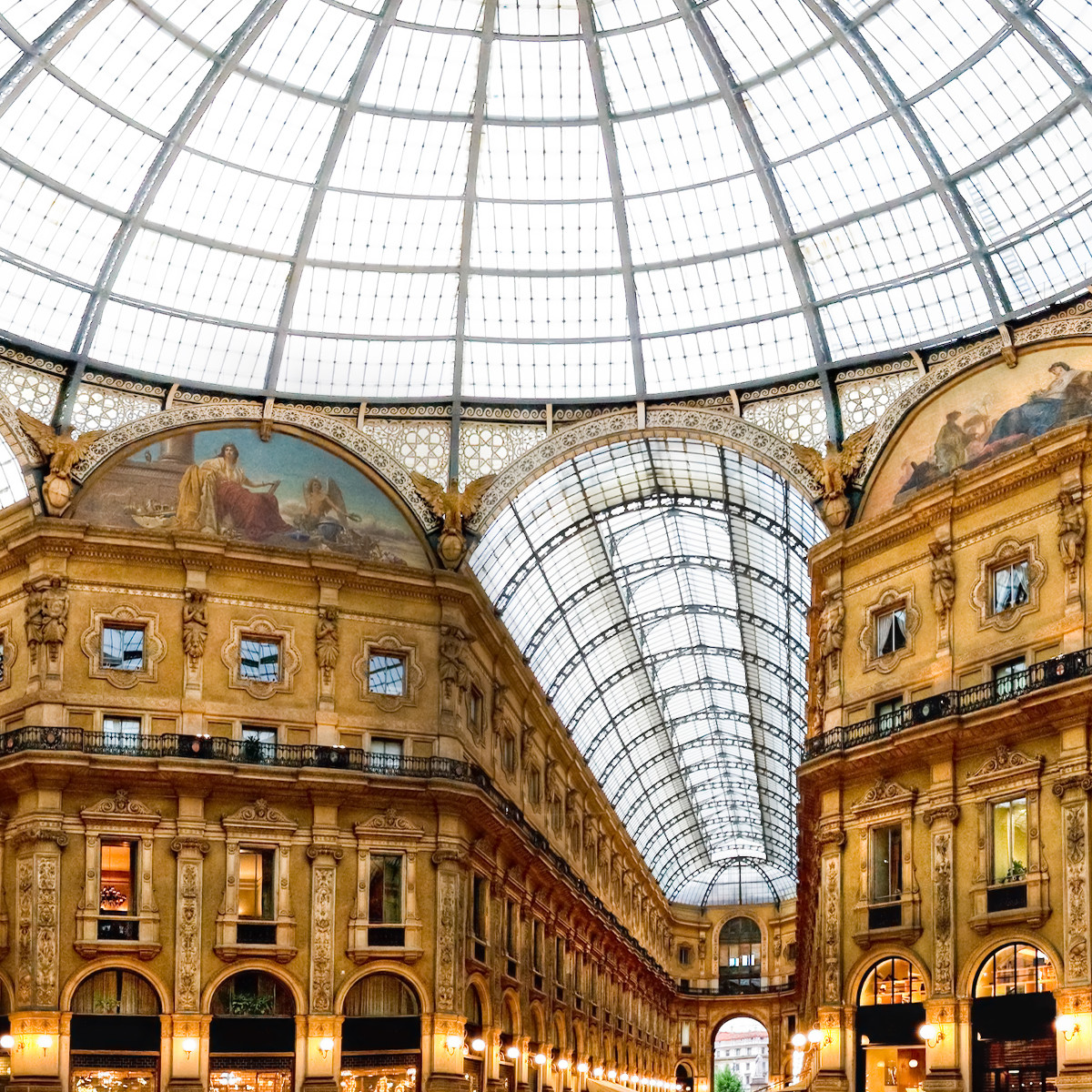 Best Milan photography locations, Quadrilatero della Moda