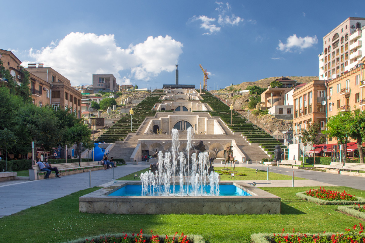 Visit the Cascade Yerevan.