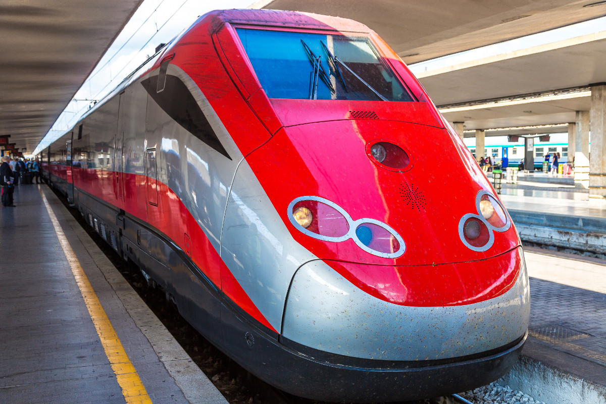 Tips for traveling by train in Italy.